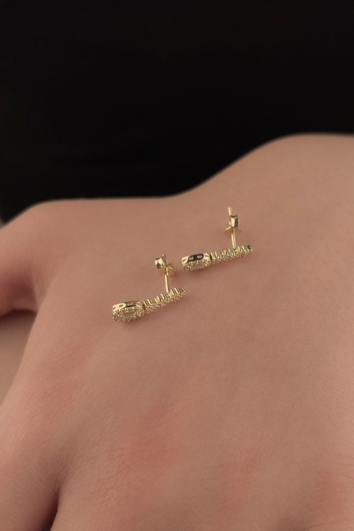 14ct Gold Stud White Baguette Stone Drop Earrings