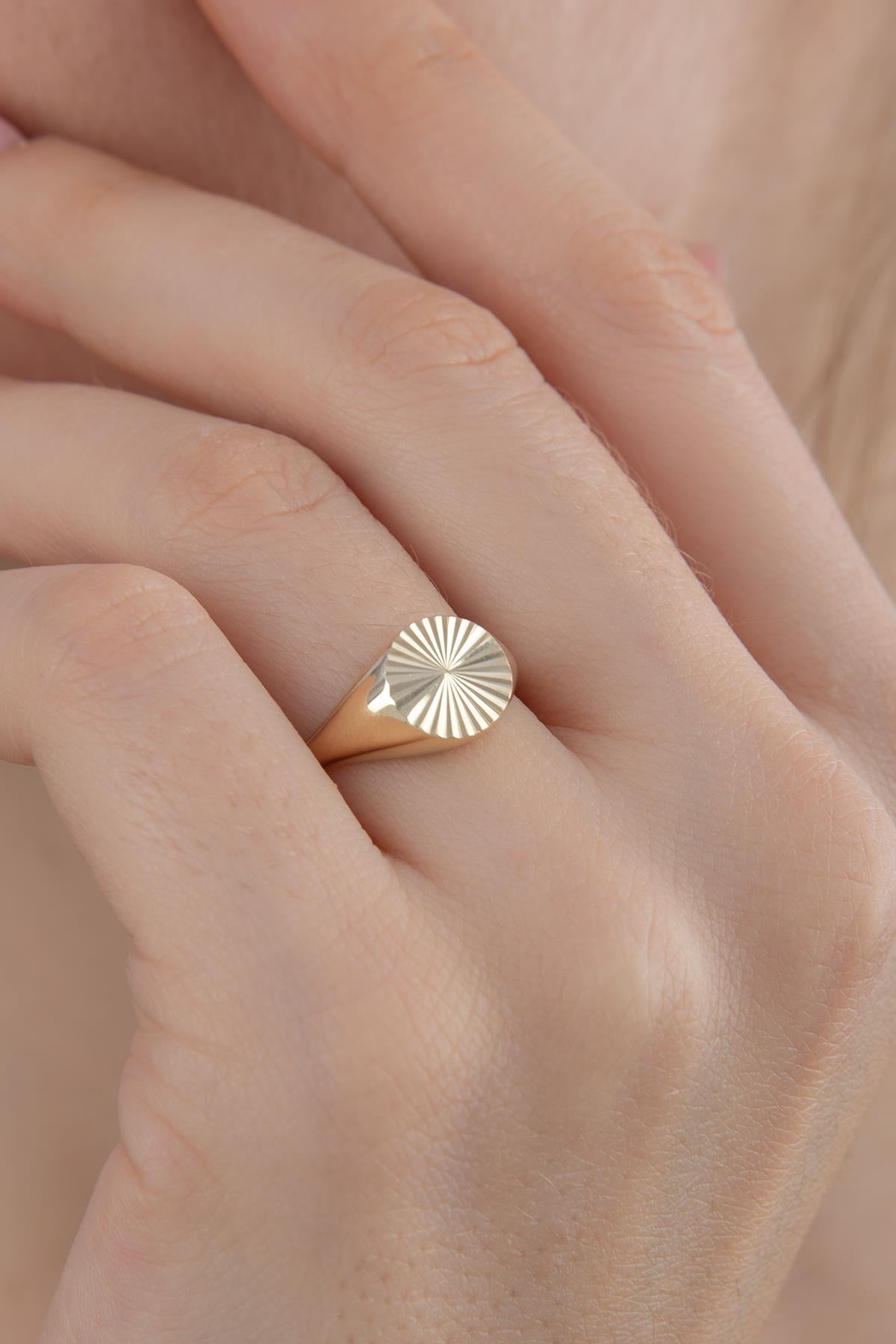 14K Gold Sunburst Signet Ring