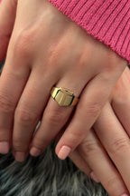 14ct Gold T Initial Ring