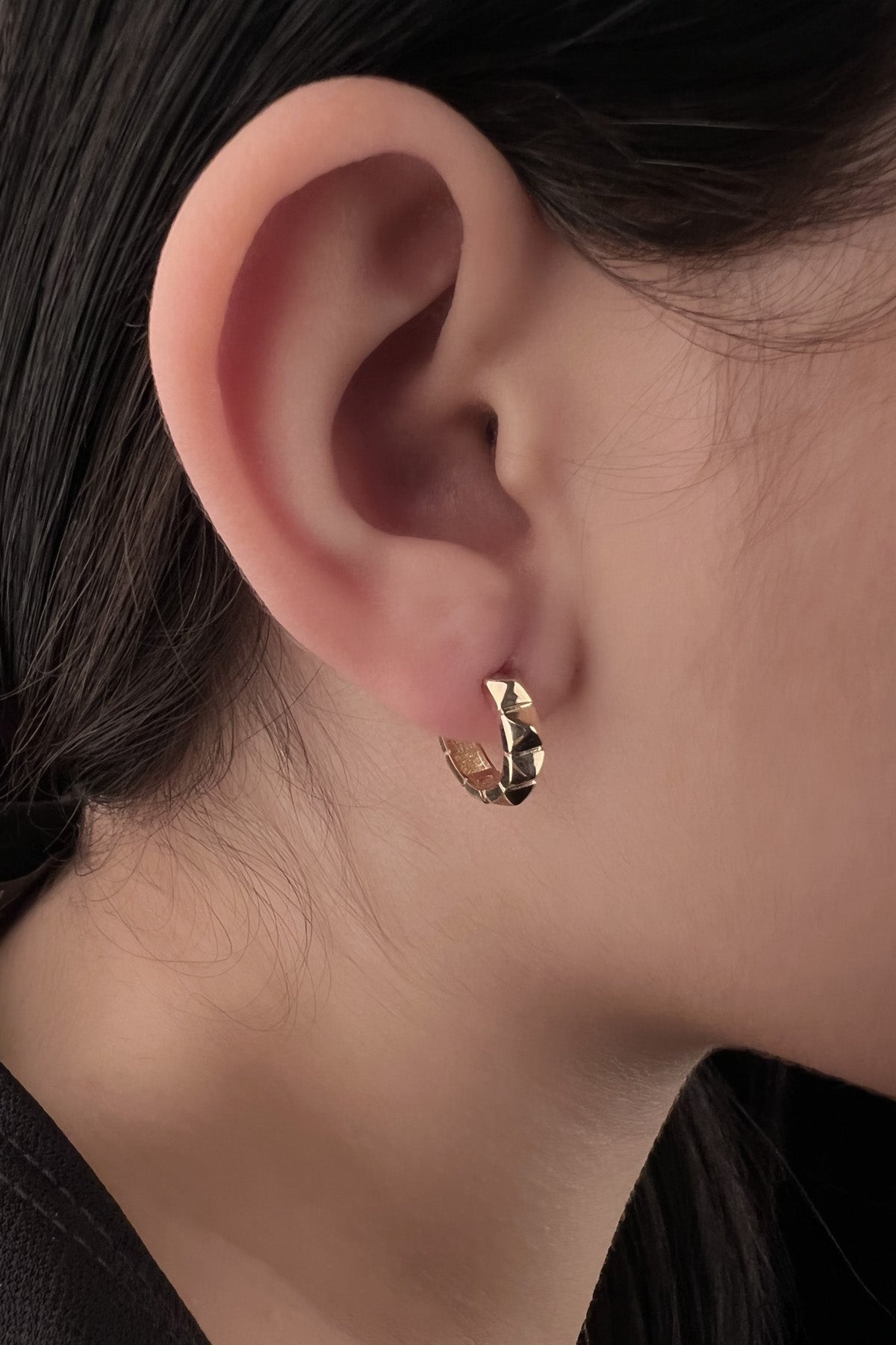 14K Gold Thick Pyramid Hoop Earrings