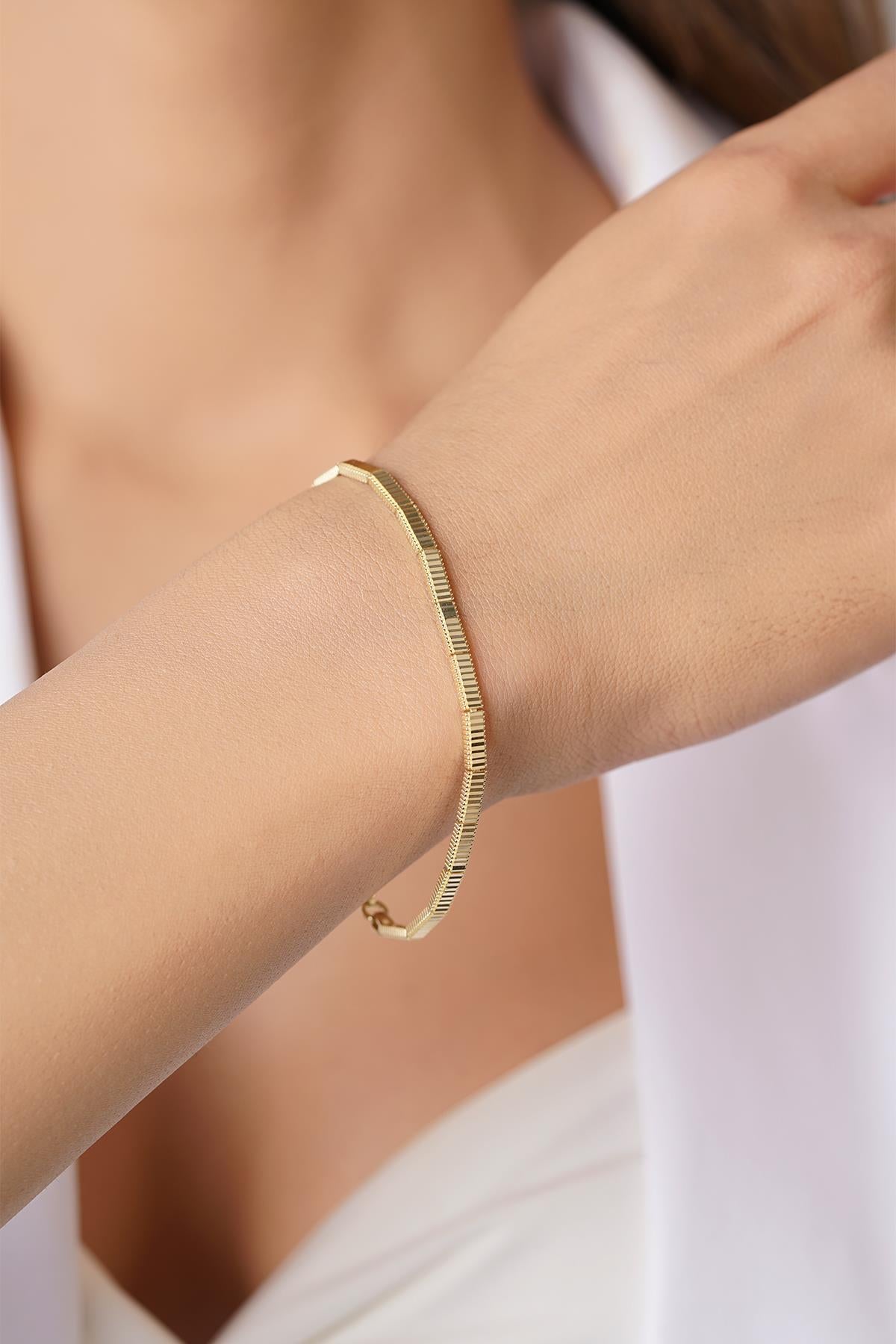 14ct Gold Thin Patterned Ajda Bracelet
