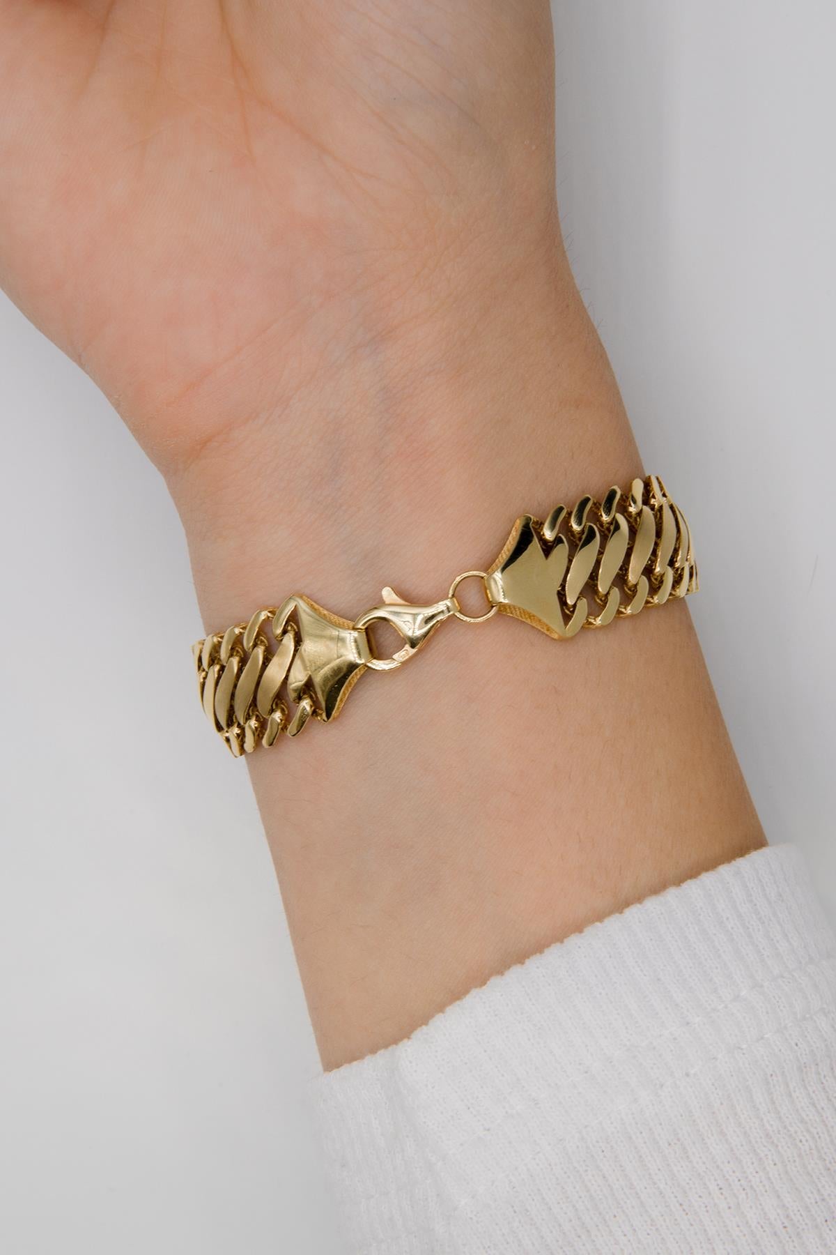 14K Gold Vienna Bracelet  0.543 inch