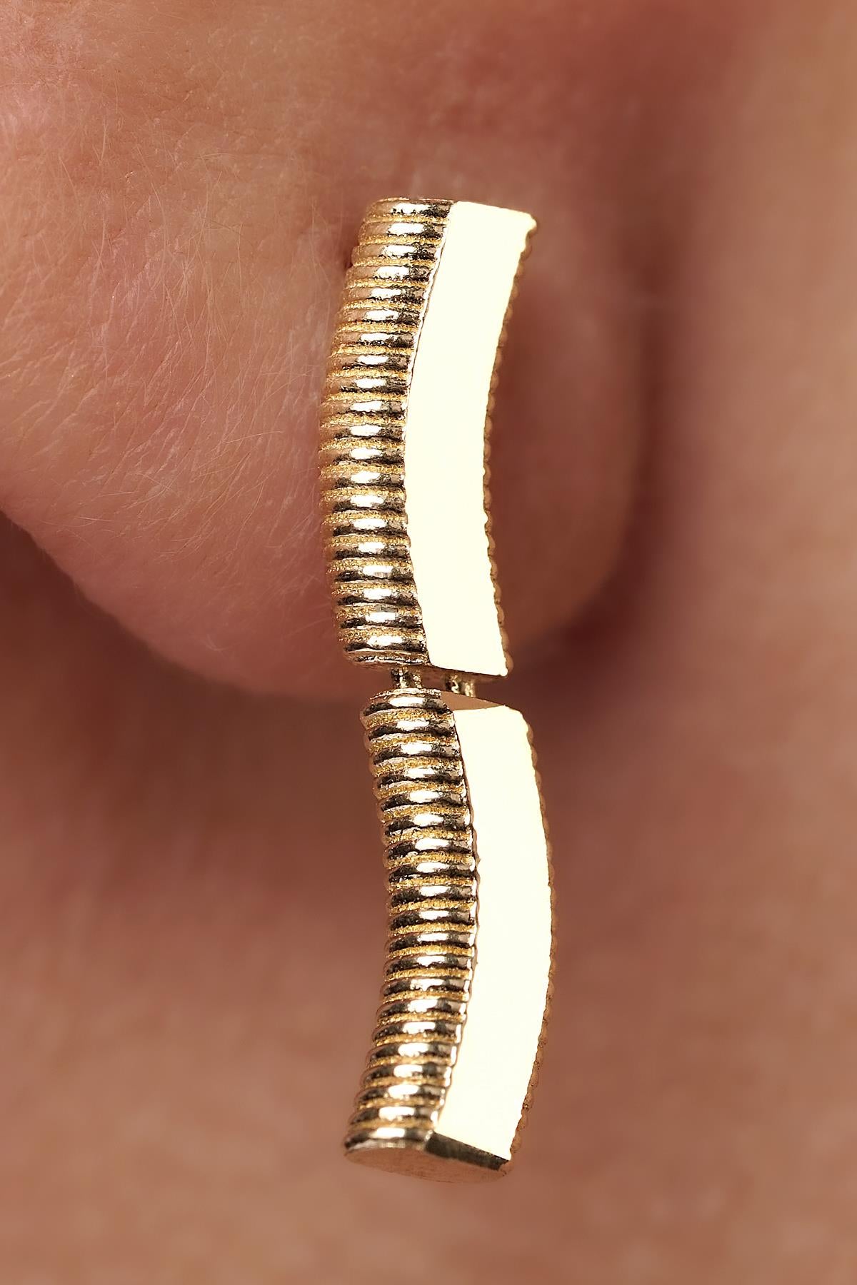 14ct Gold Wavy Ajda Earrings