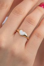 14ct Gold White Enamel Heart Shaped Ring