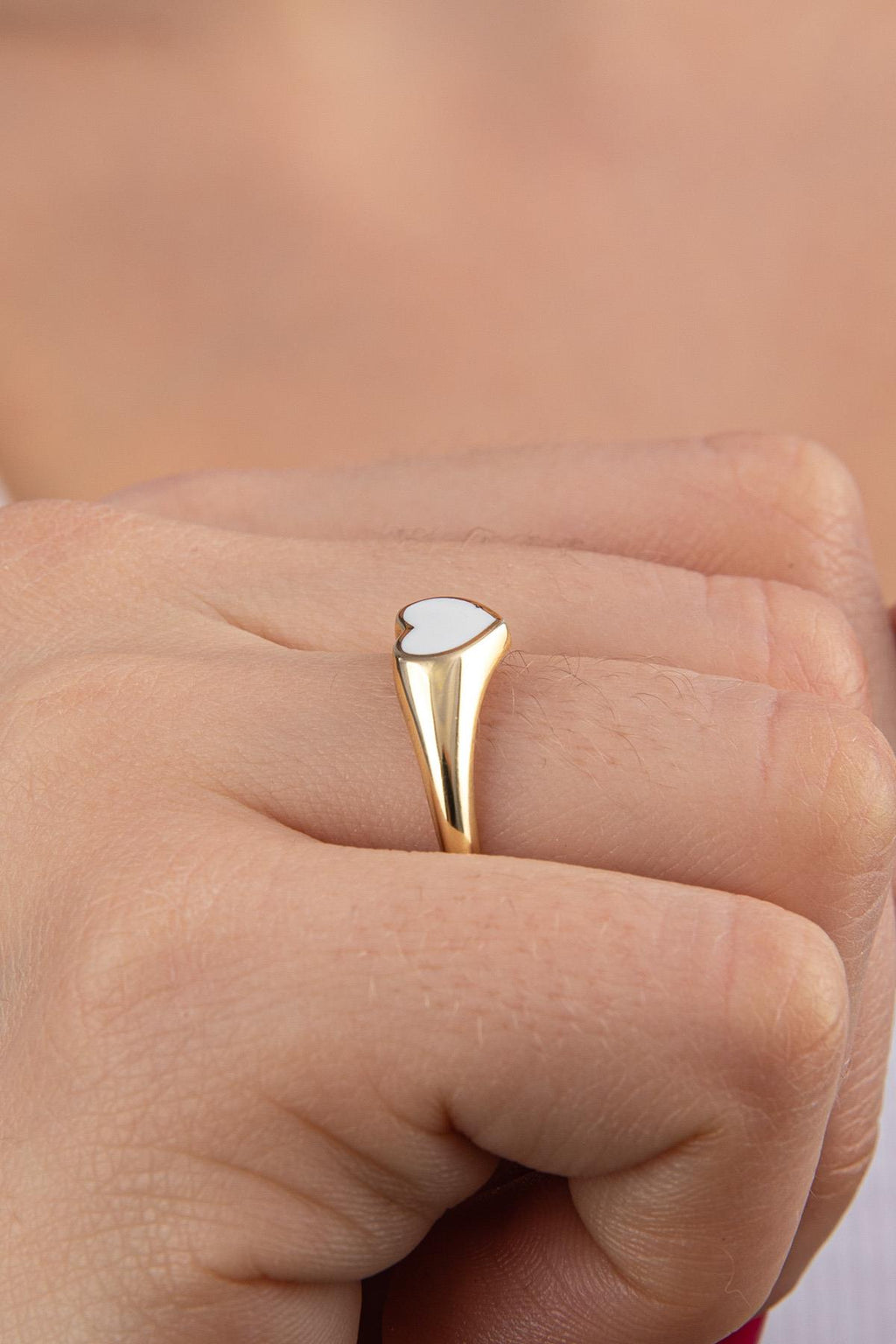 14ct Gold White Enamel Heart Shaped Ring