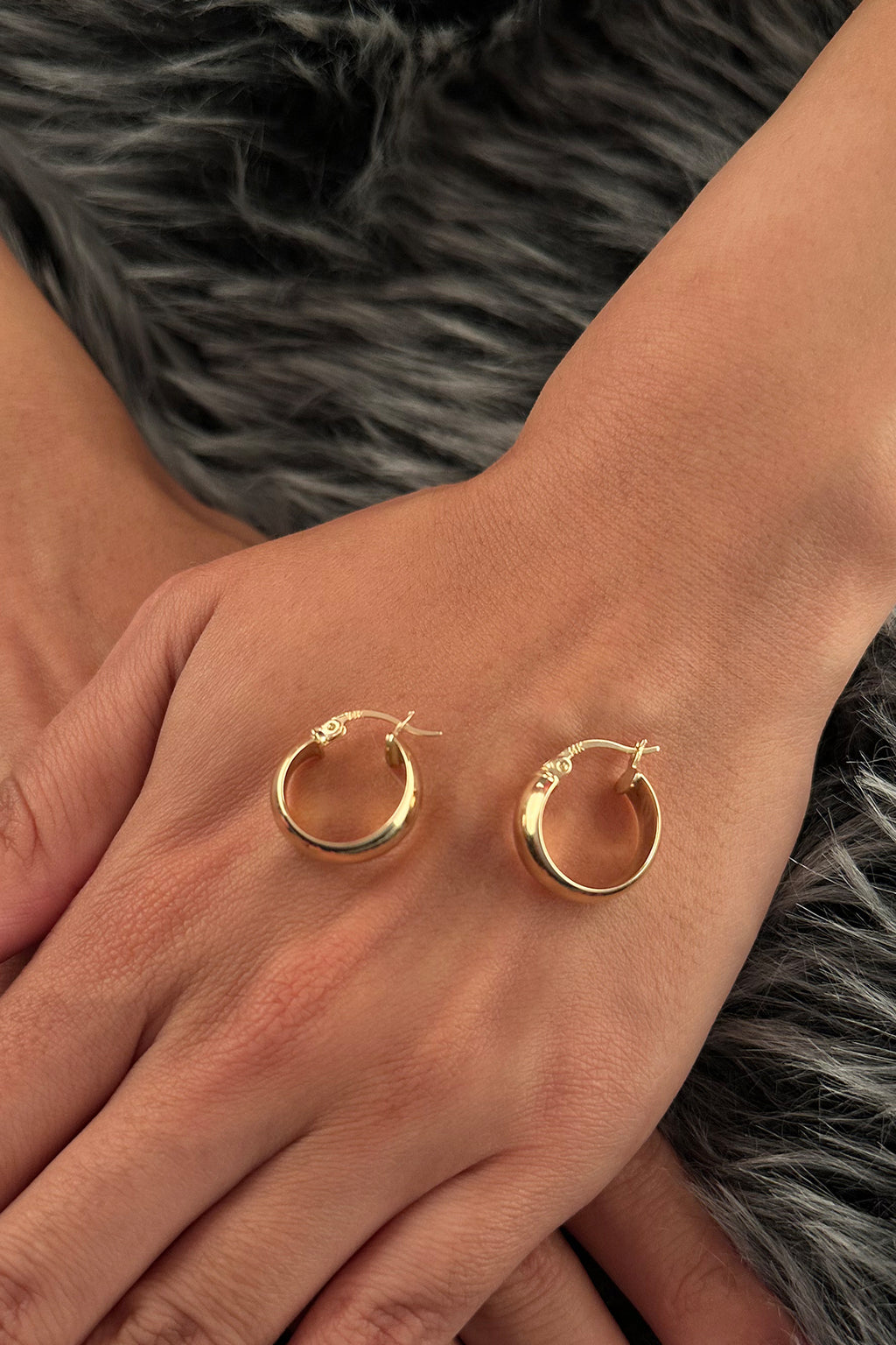 14ct Gold Wide Hoop Earrings