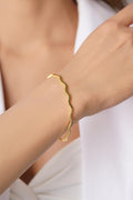 14ct Gold Zigzag Ajda Bracelet with Pen Finish – 22ct Appearance