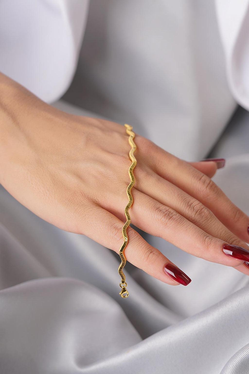 14ct Gold Zigzag Ajda Bracelet with Pen Finish – 22ct Appearance