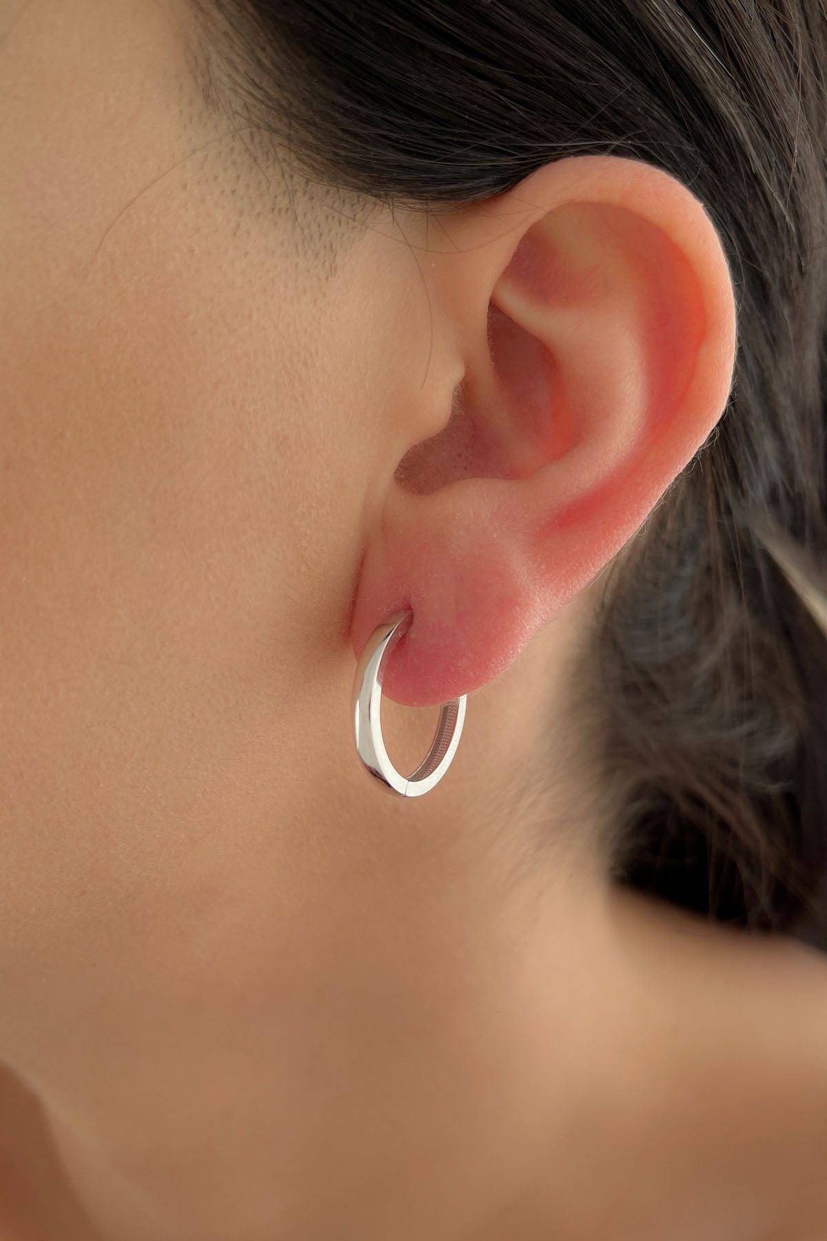 14K White Gold Faceted Huggie Earrings