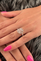 14ct White Gold Strip Baguette Ring