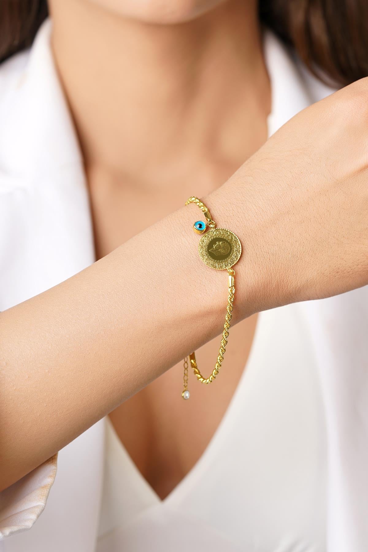 22ct Gold Coin and 14ct Gold Rope Bracelet